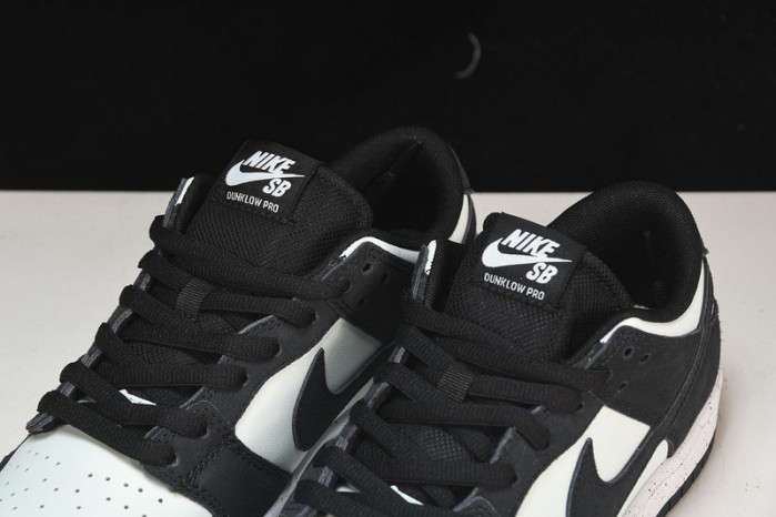 Nike SB Dunk Low  Prm 854866-003