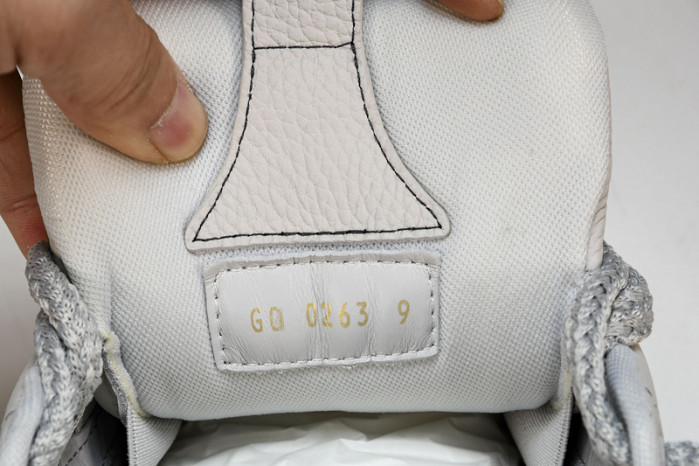 LV SNEAKER LOW  121204