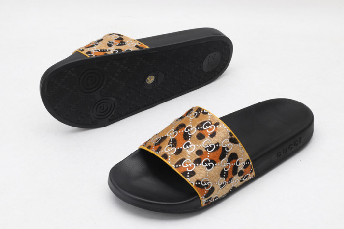 GUCC SLIPPERS leopard print