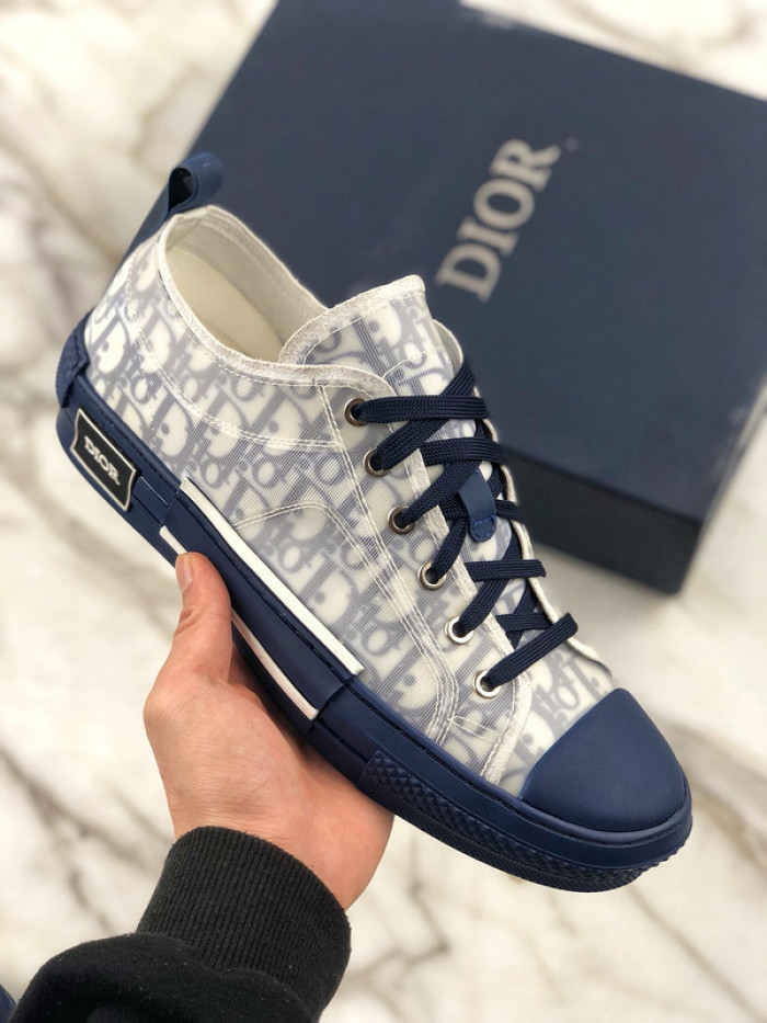 D10R B23 Sneakers Low Top