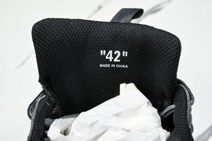 OF C/O  SNEAKER  FOR-032101