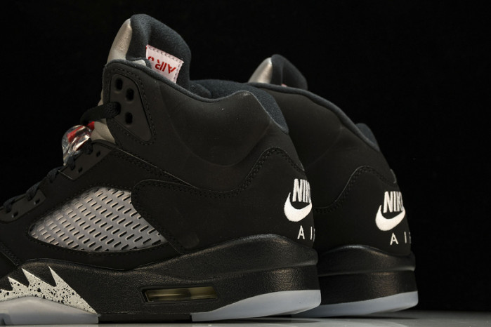 Jordan 5 Retro Black Metallic  845035-003