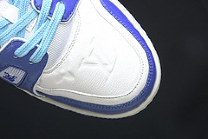 LV SNEAKER LOW YEE-007