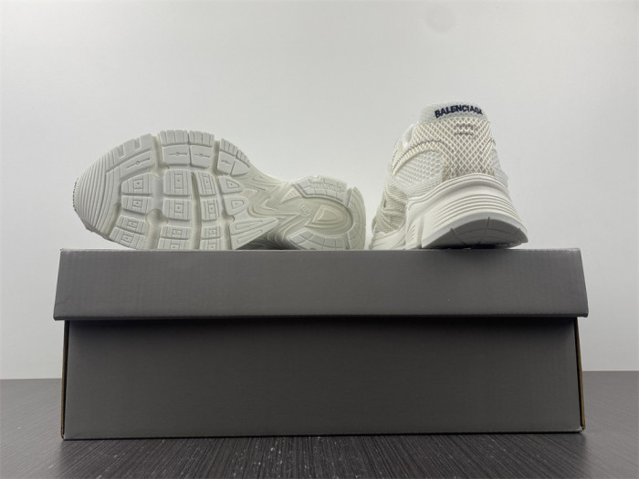 BLCG   PHANTOM  YEESHOES042101