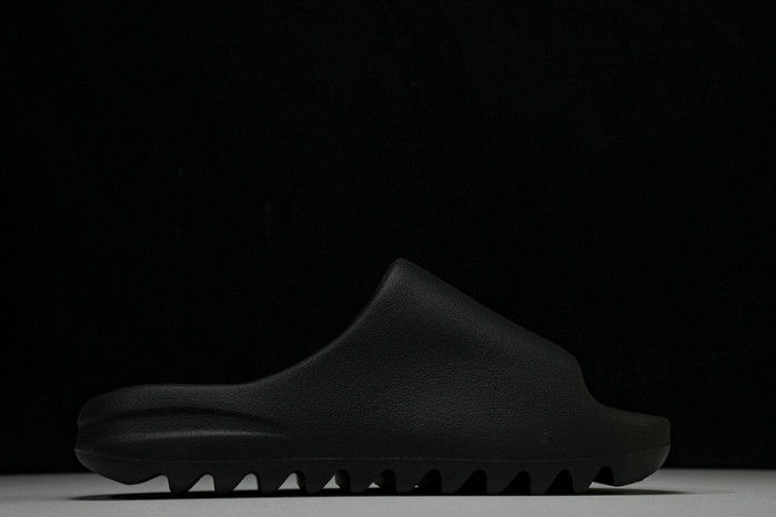 Yeezy Slide Onyx  HQ6448