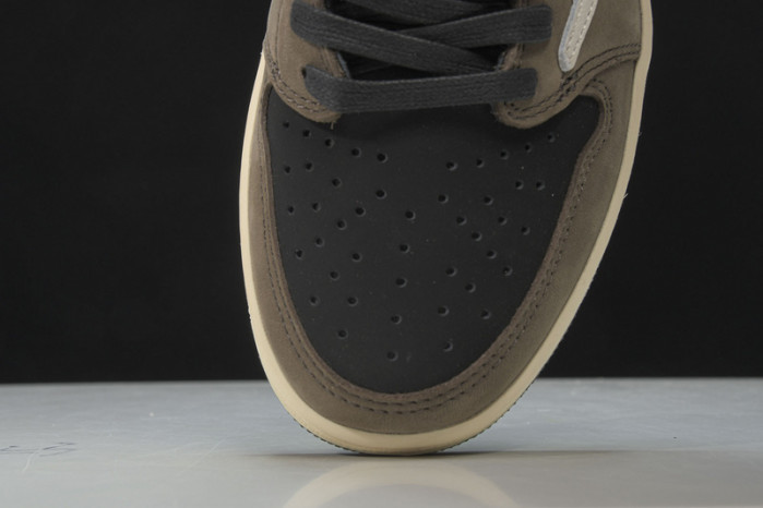 Travis Scott x Air Jordan 1 Low CQ4277-001